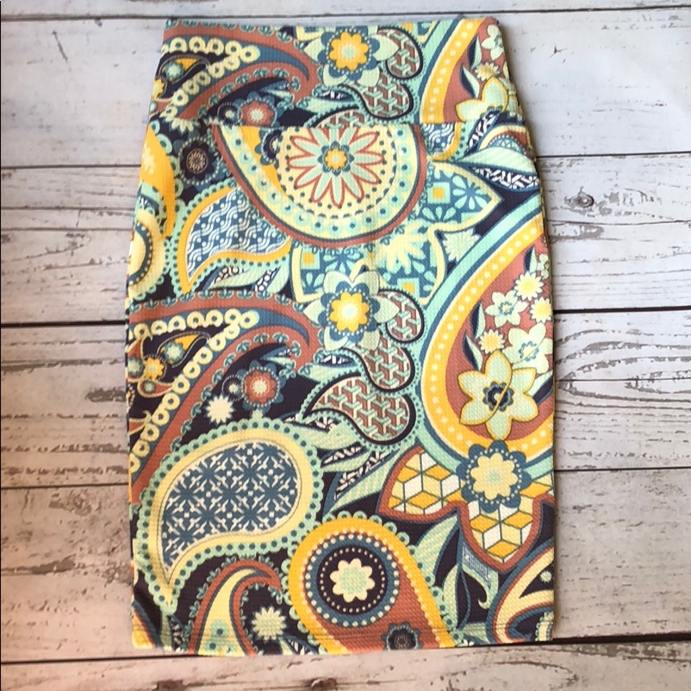 LuLaRoe Cassie Skirt